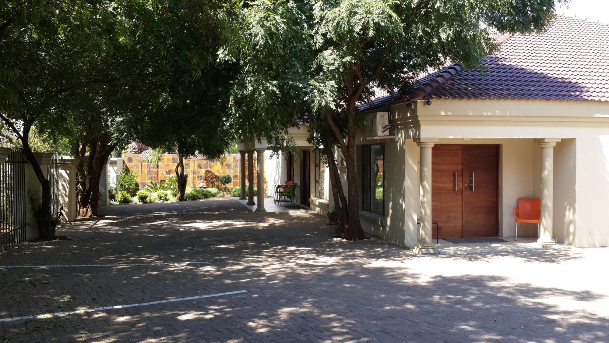 Eagle Rock Executive Guest House Kempton Park Habitación foto