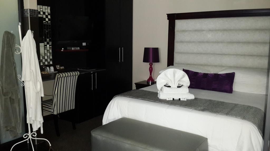 Eagle Rock Executive Guest House Kempton Park Habitación foto